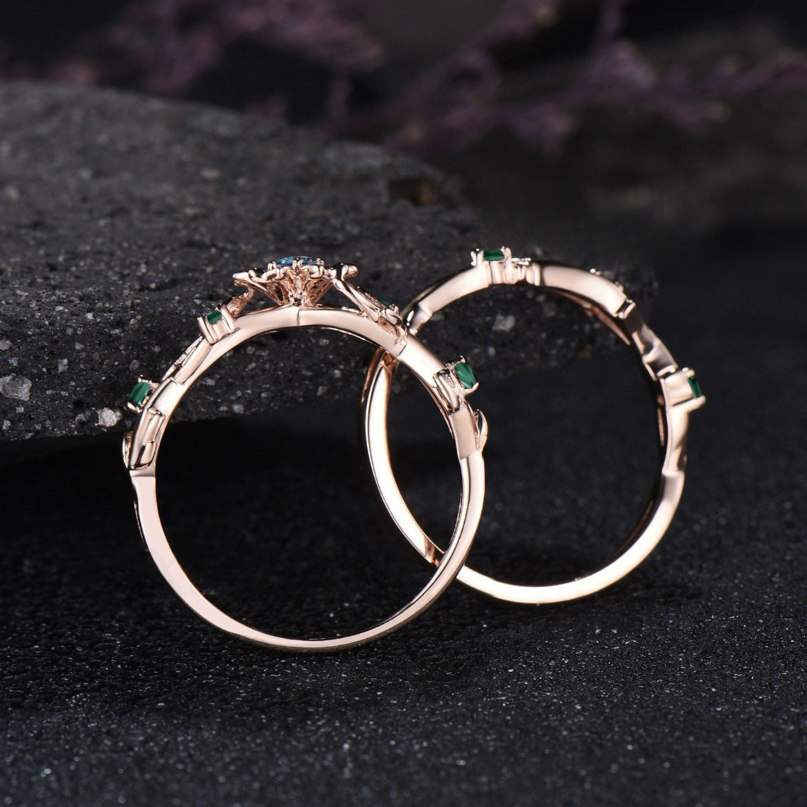 New Womens Ring With A Flower Design